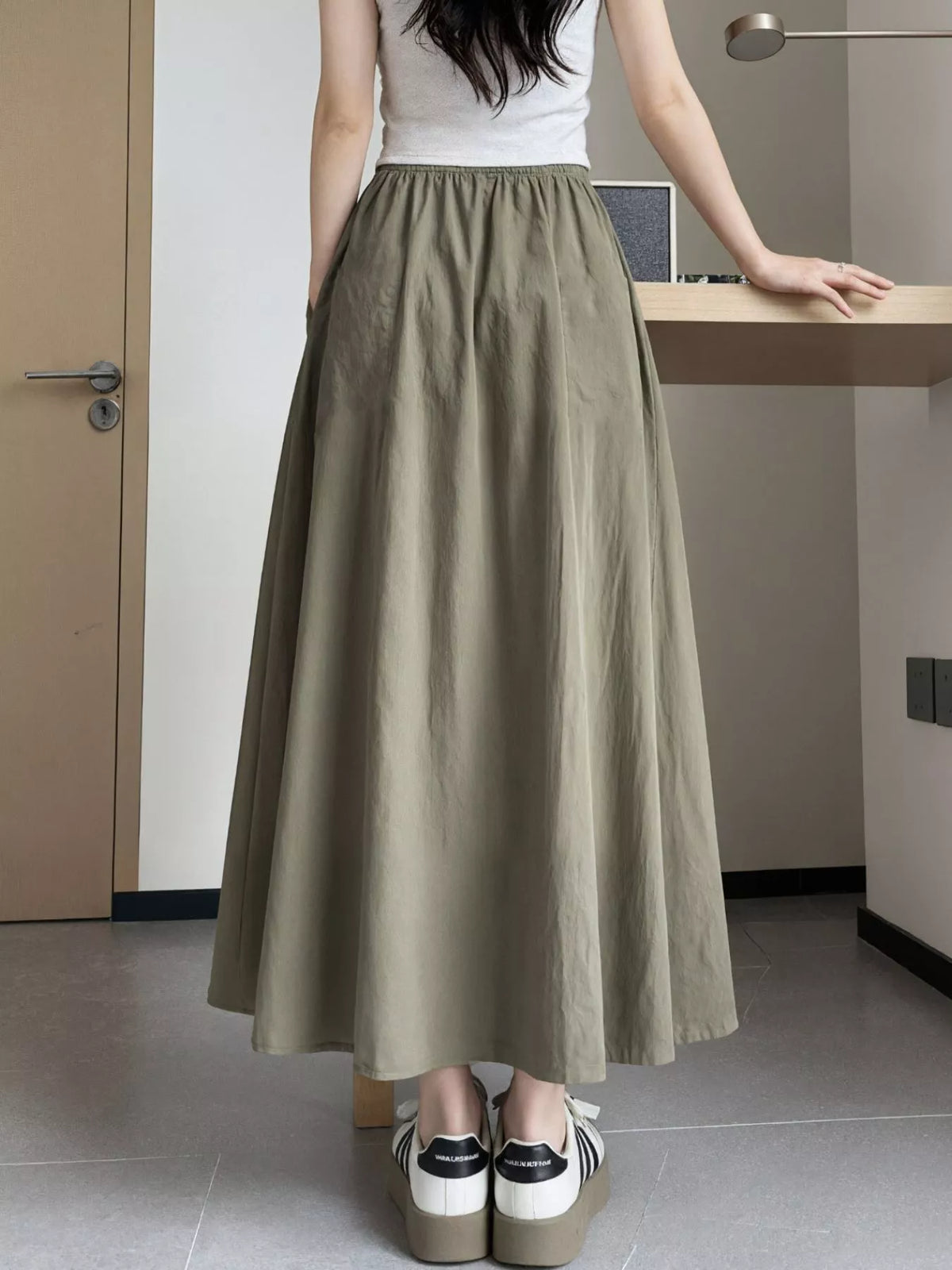 Full length view of the maxi skirt