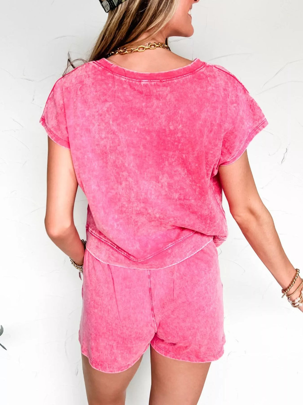 Hot pink round neck top detail