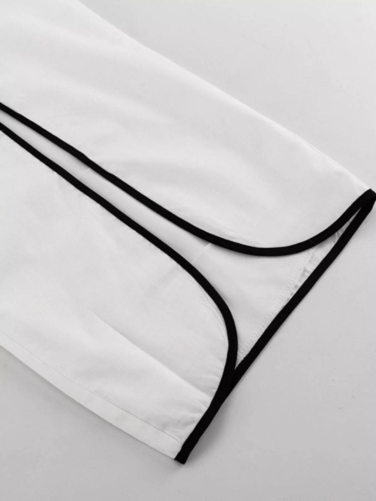 Contrast trim coordinated outfit pose