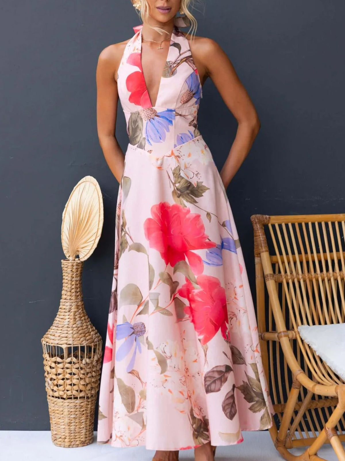 Floral halter neck maxi dress view 21