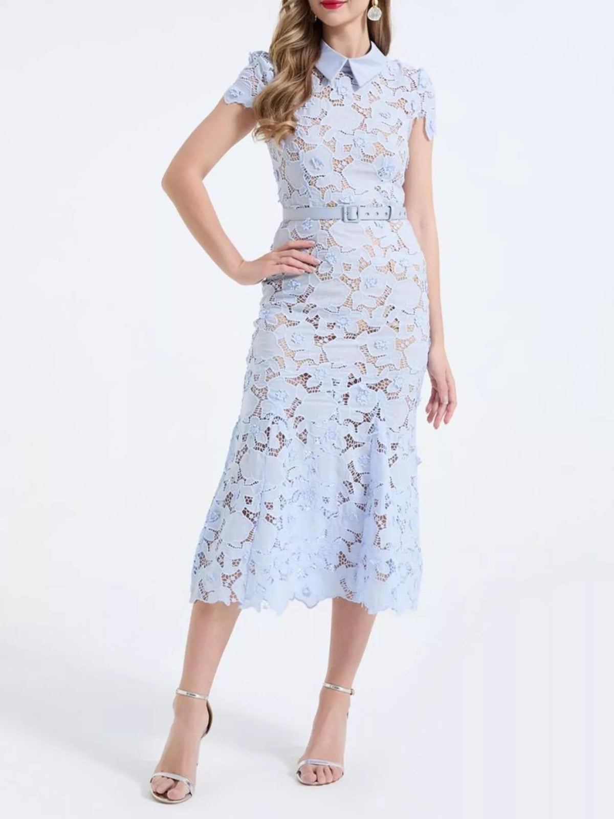 Floral lace midi dress sleeve detail