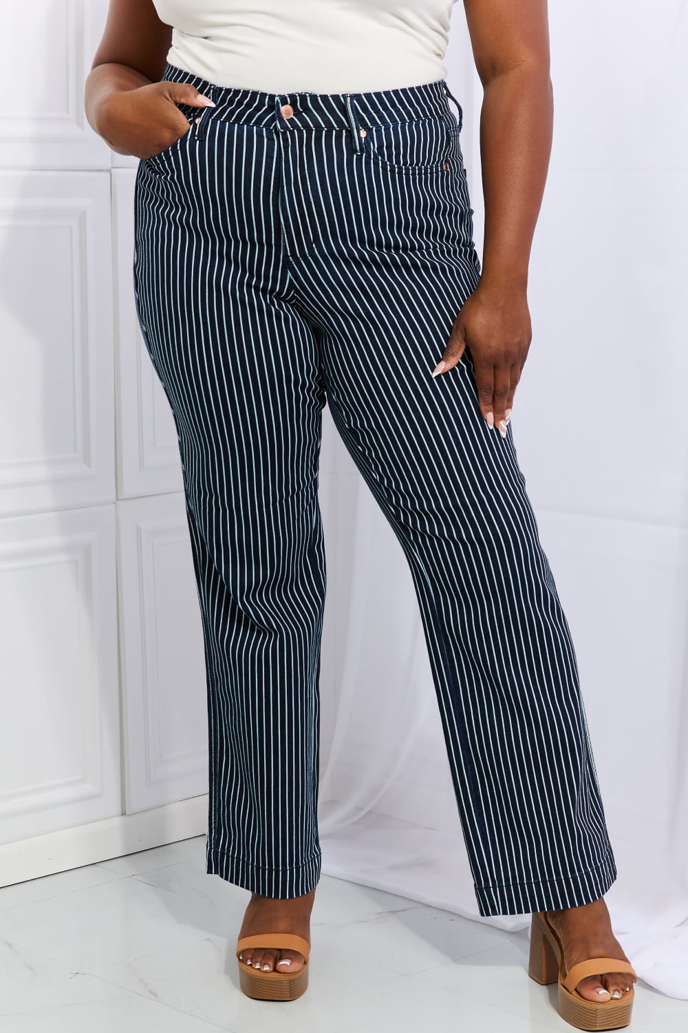 Judy Blue Cassidy High Waisted Tummy Control Striped Jeans – Full Size - Fashorio