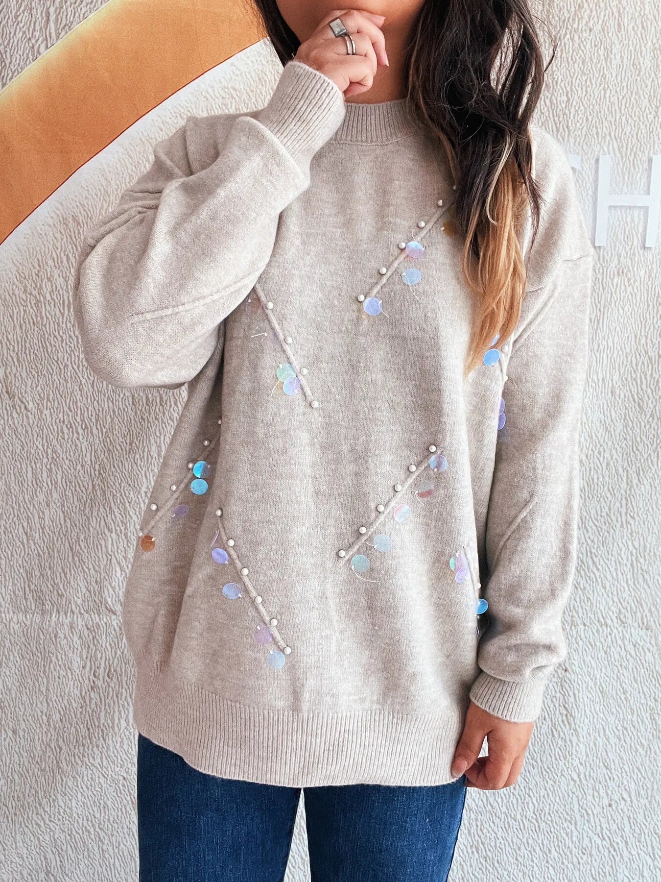 Sequined Embellished Round Neck Sweater - Fashorio