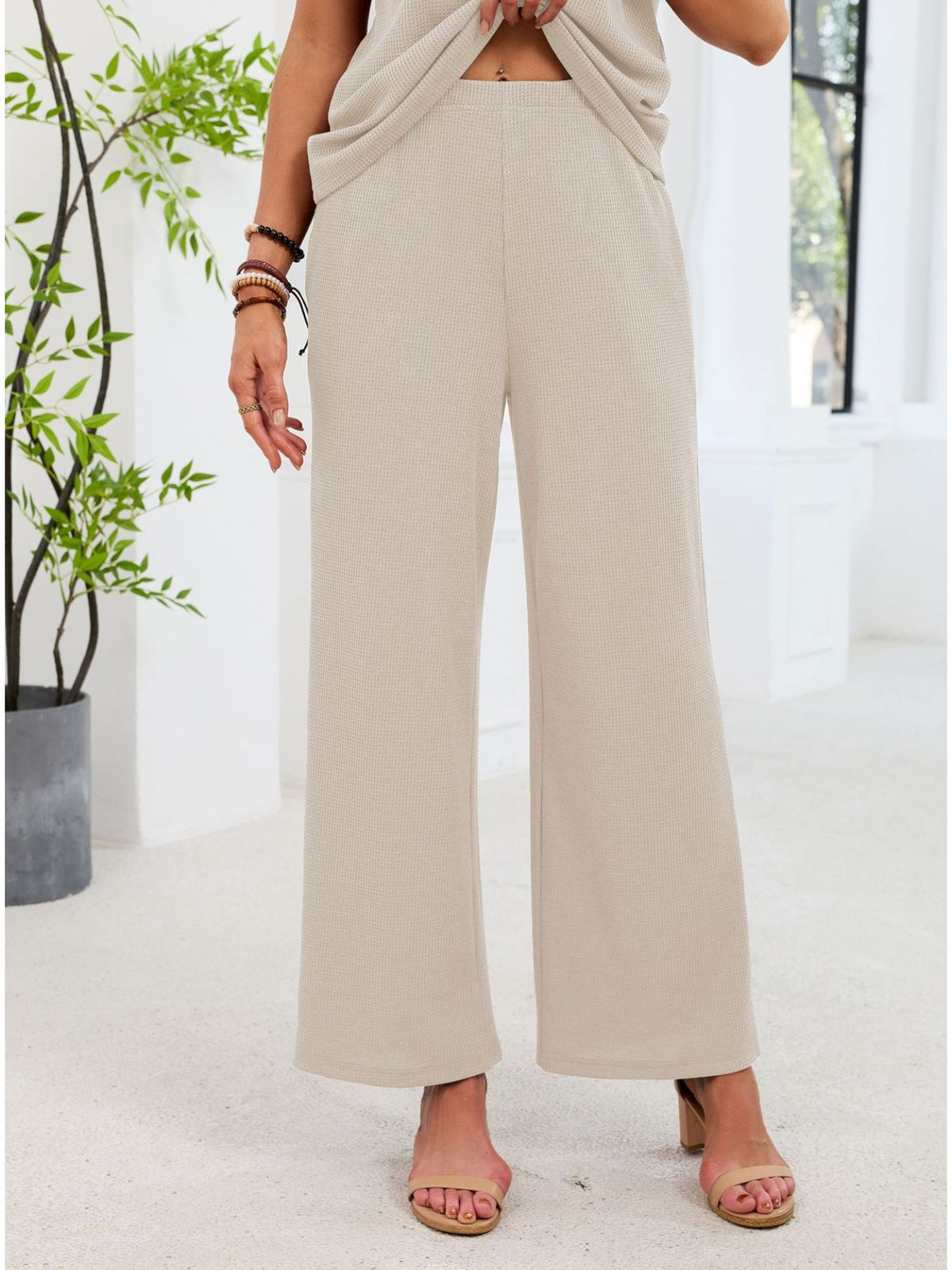 Lace Detail Short Sleeve Top and Pants Set, view 8