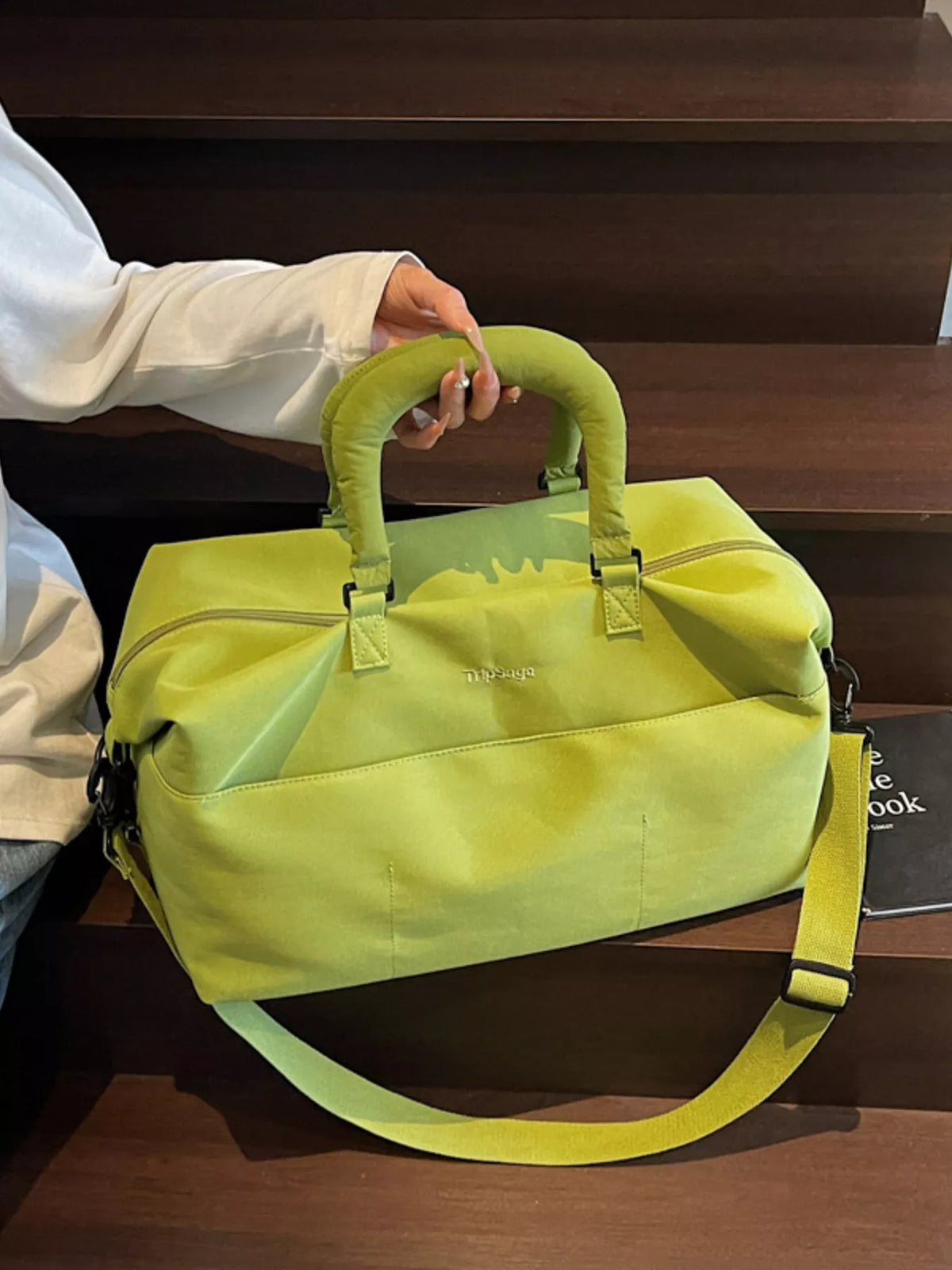 Green Oxford duffel bag with padded handles front view