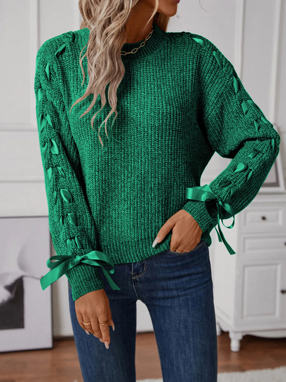 Ribbon tie sleeve round neck sweater, side view