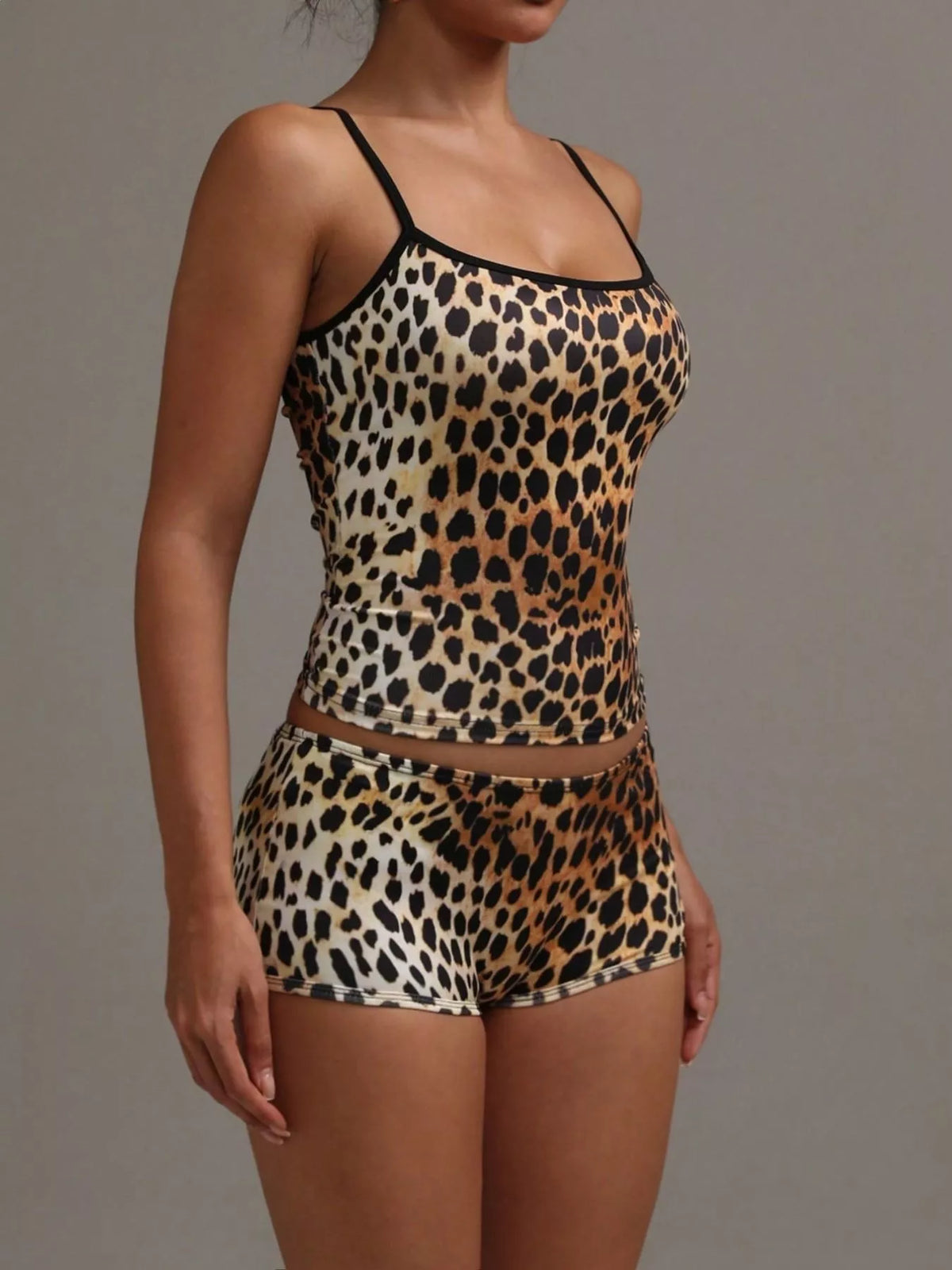 Leopard print cami detail