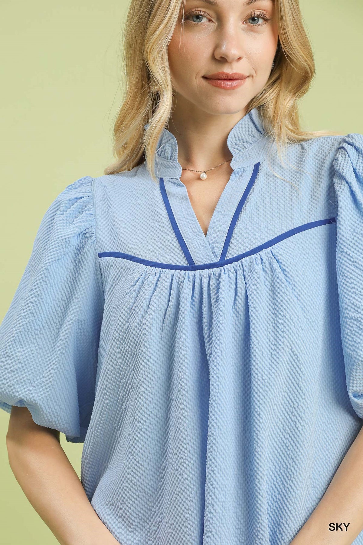Seersucker Puff Sleeve Dress detail
