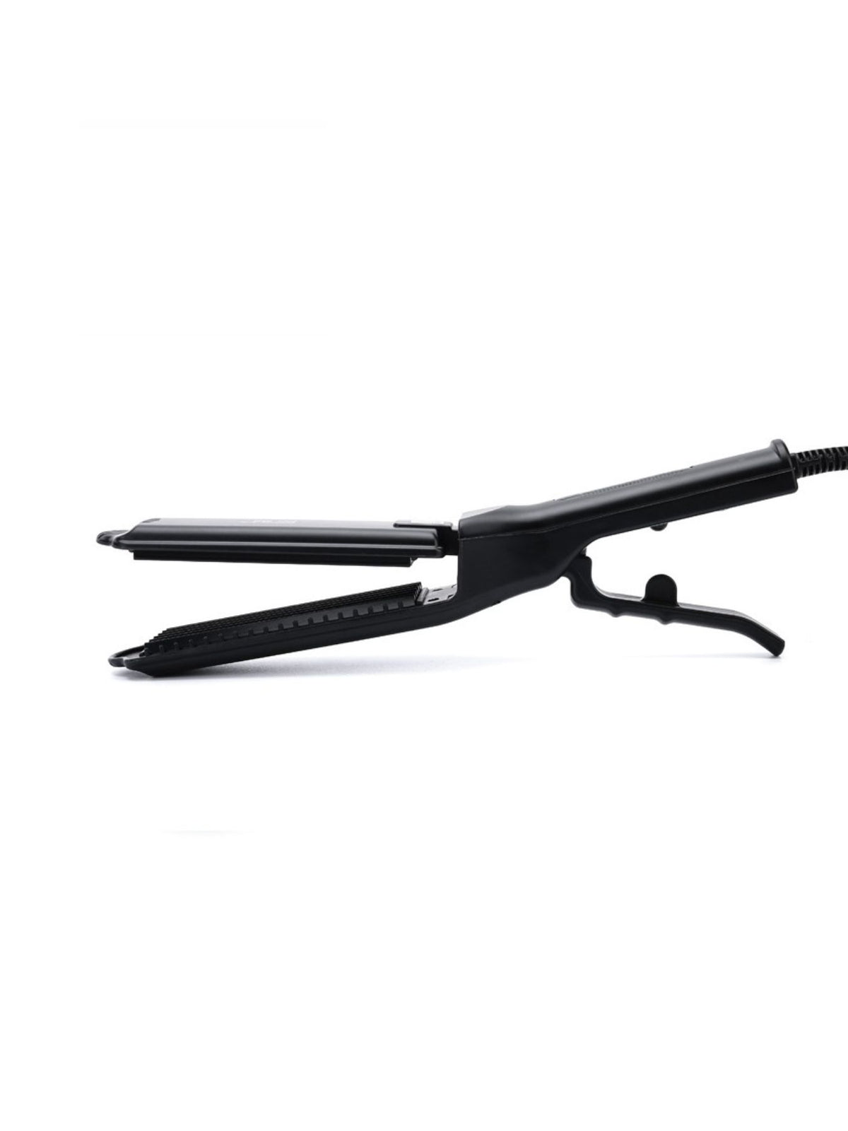 Hair straightener ceramic plate detail
