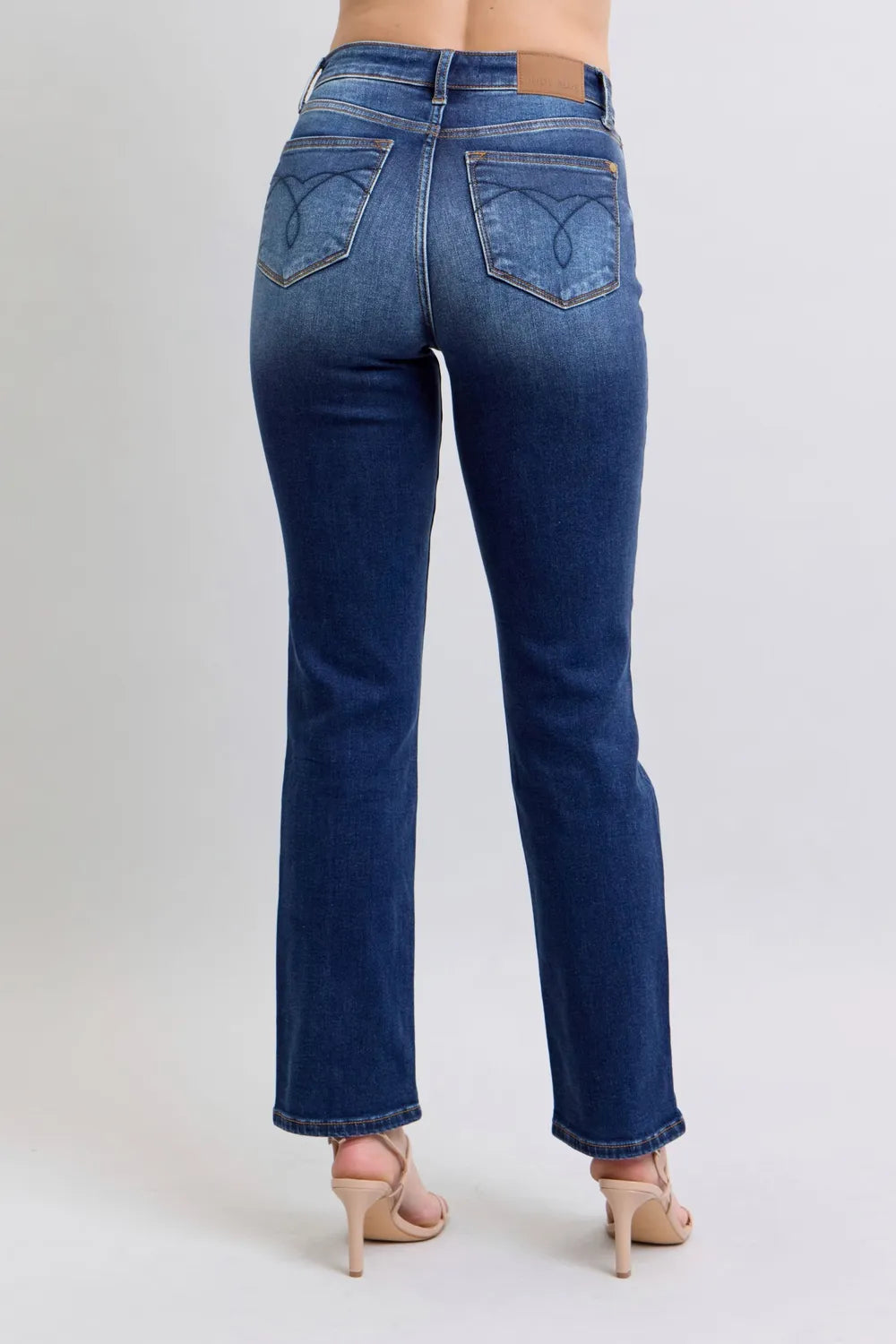 Judy Blue Full Size Washed Straight Leg Jeans with Pockets - Fashorio