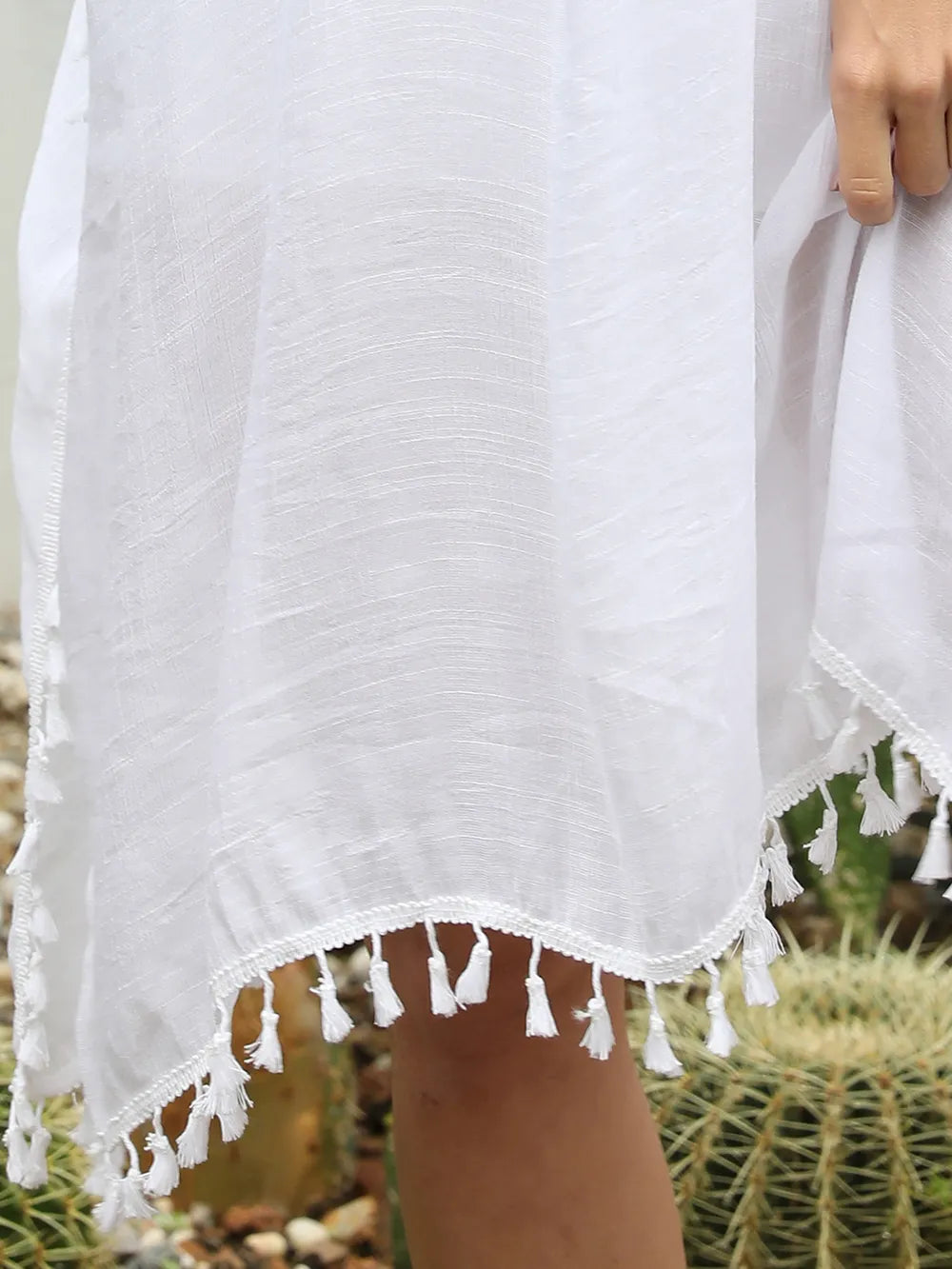 Cover up neckline detail view