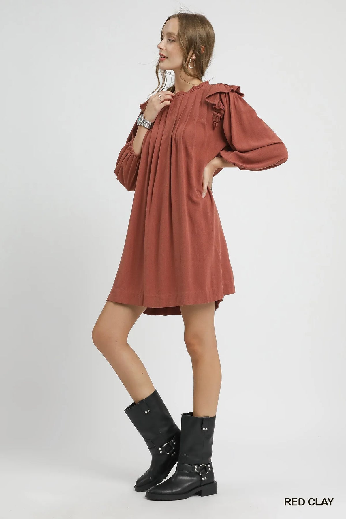 Linen Ruffle Shoulder Babydoll Dress in Red Clay detail