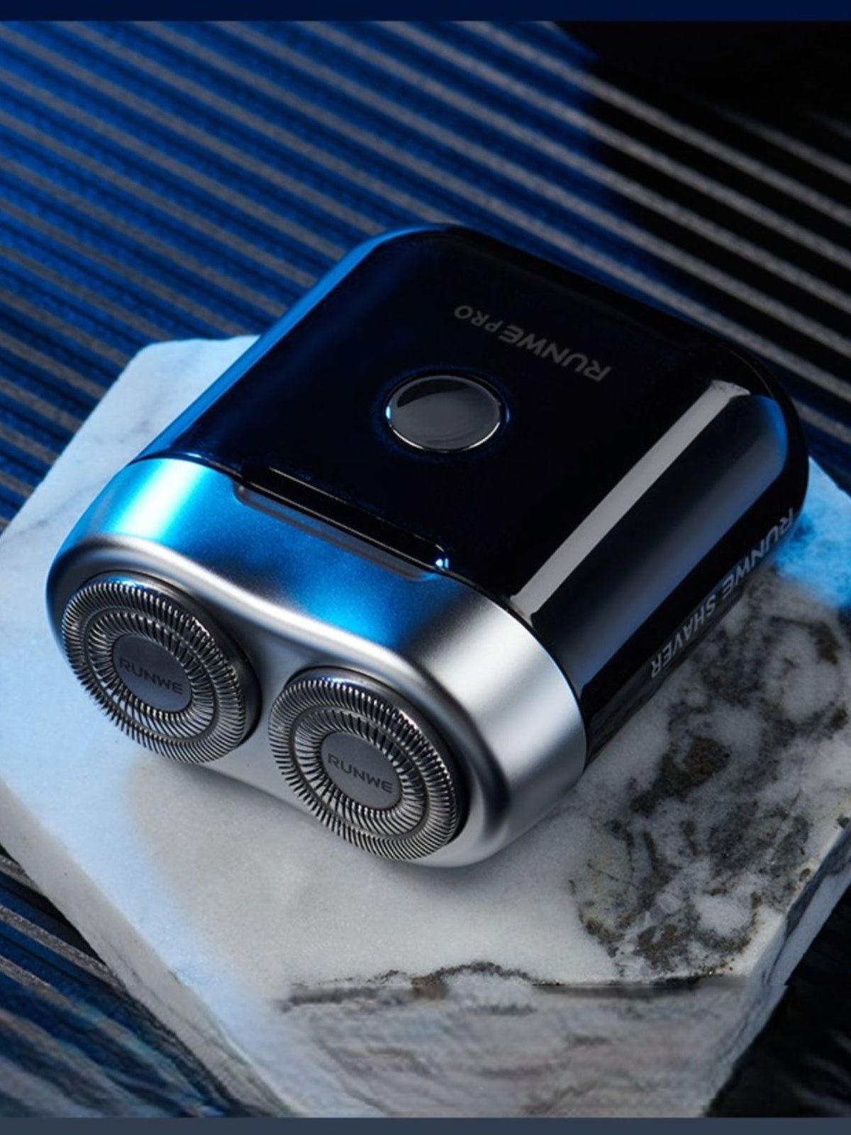 Portable shaver with USB charging cable