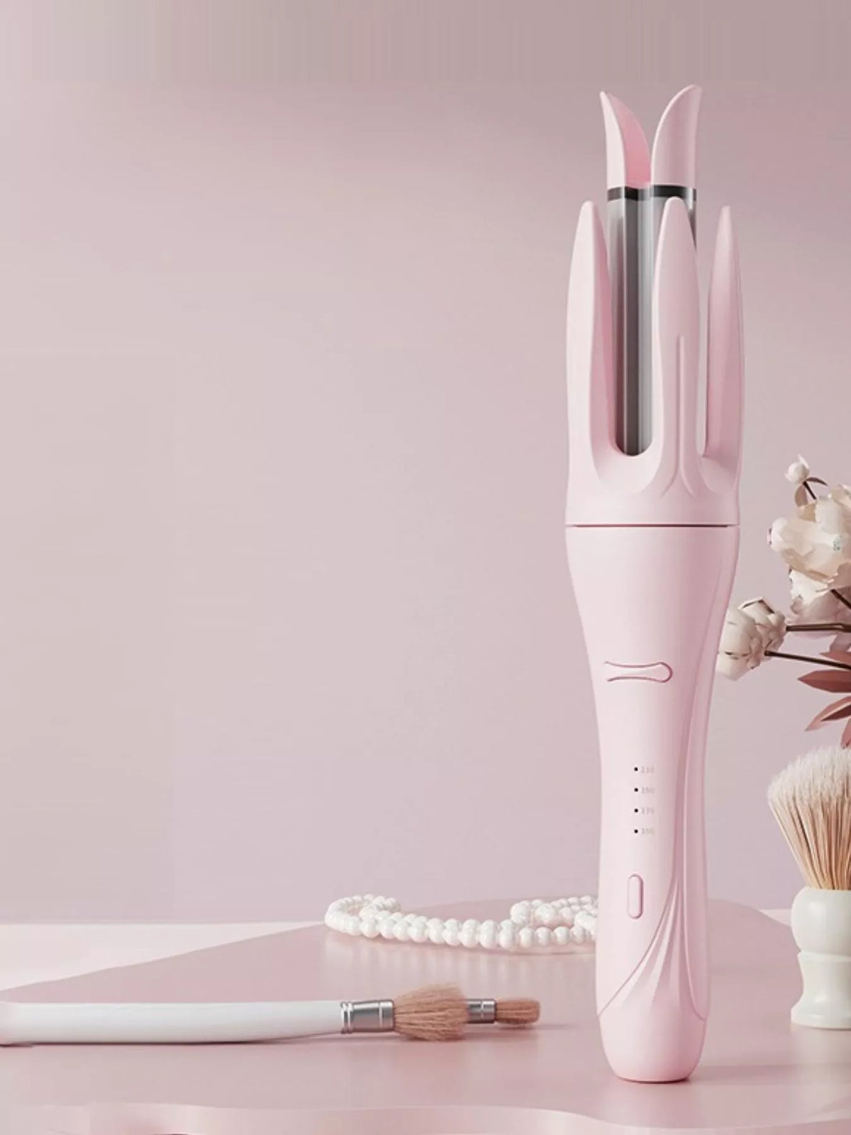 Automatic curler wrapping a hair section