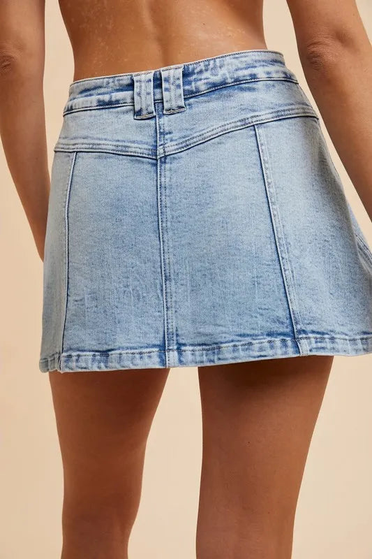 Annie Wear Button Detail Stretch Denim Wrap Mini Skort - Fashorio