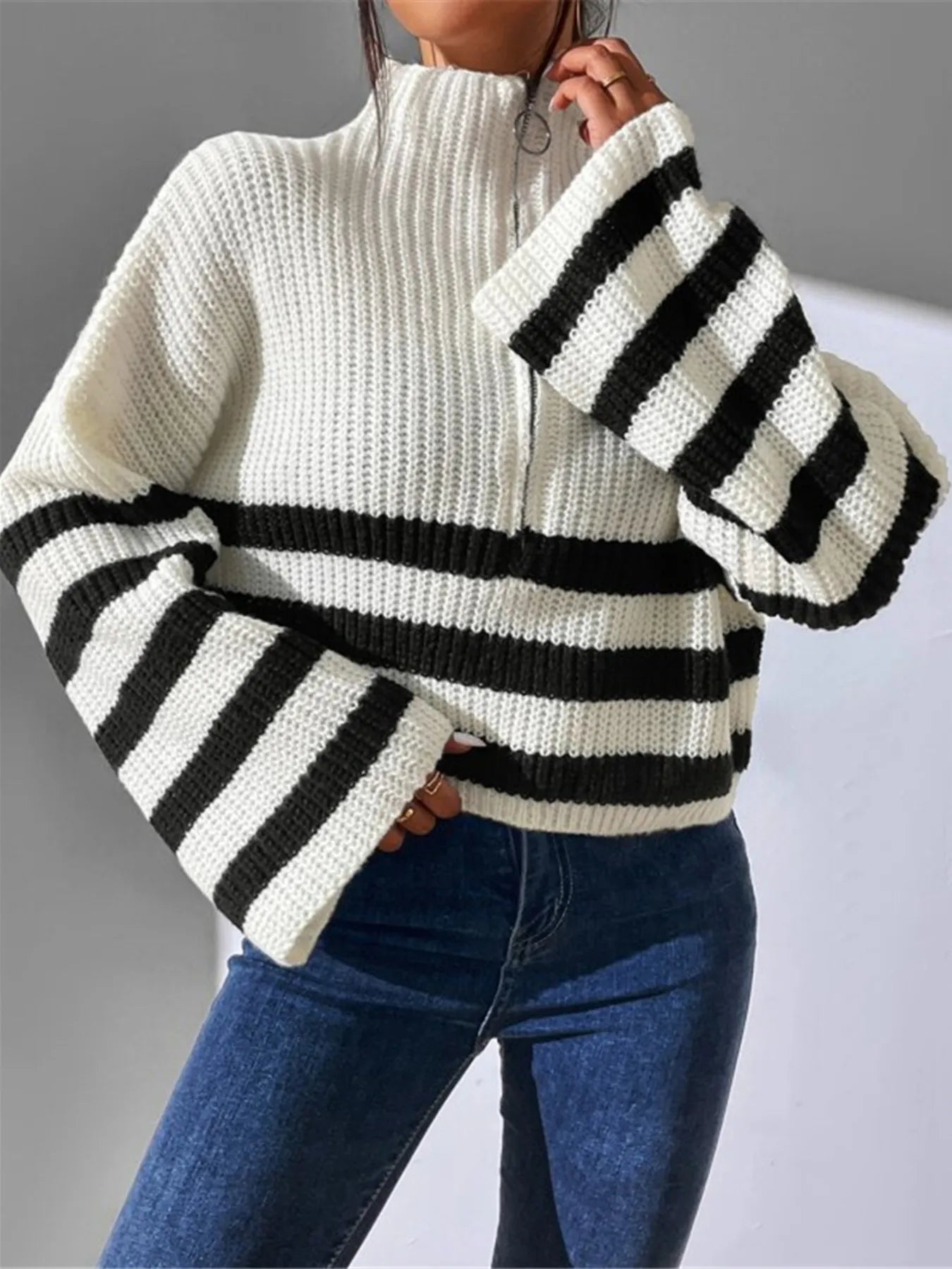 Striped Half Zip Cropped Sweater - Fashorio