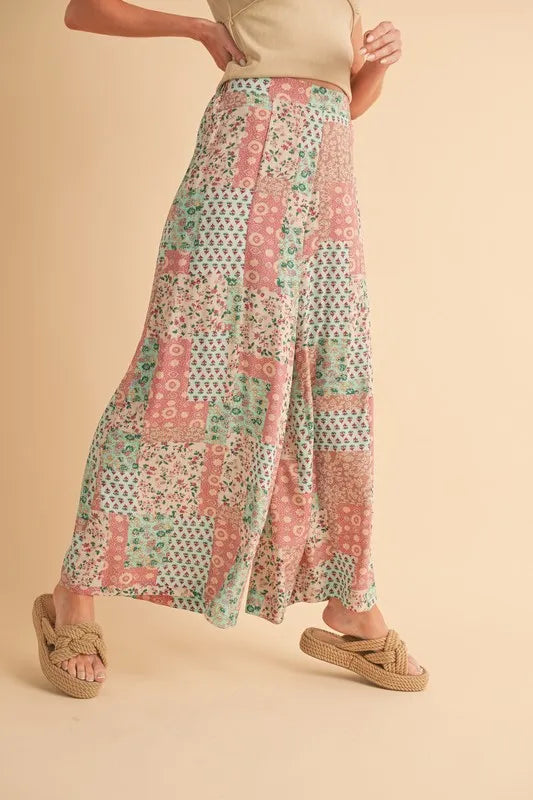 Printed wide leg pants back view