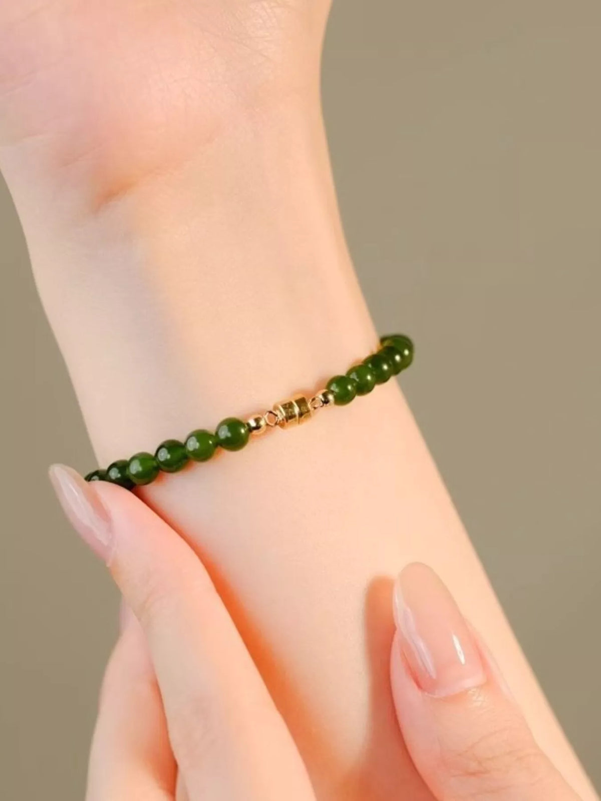 Dark green agate beaded bracelet side view