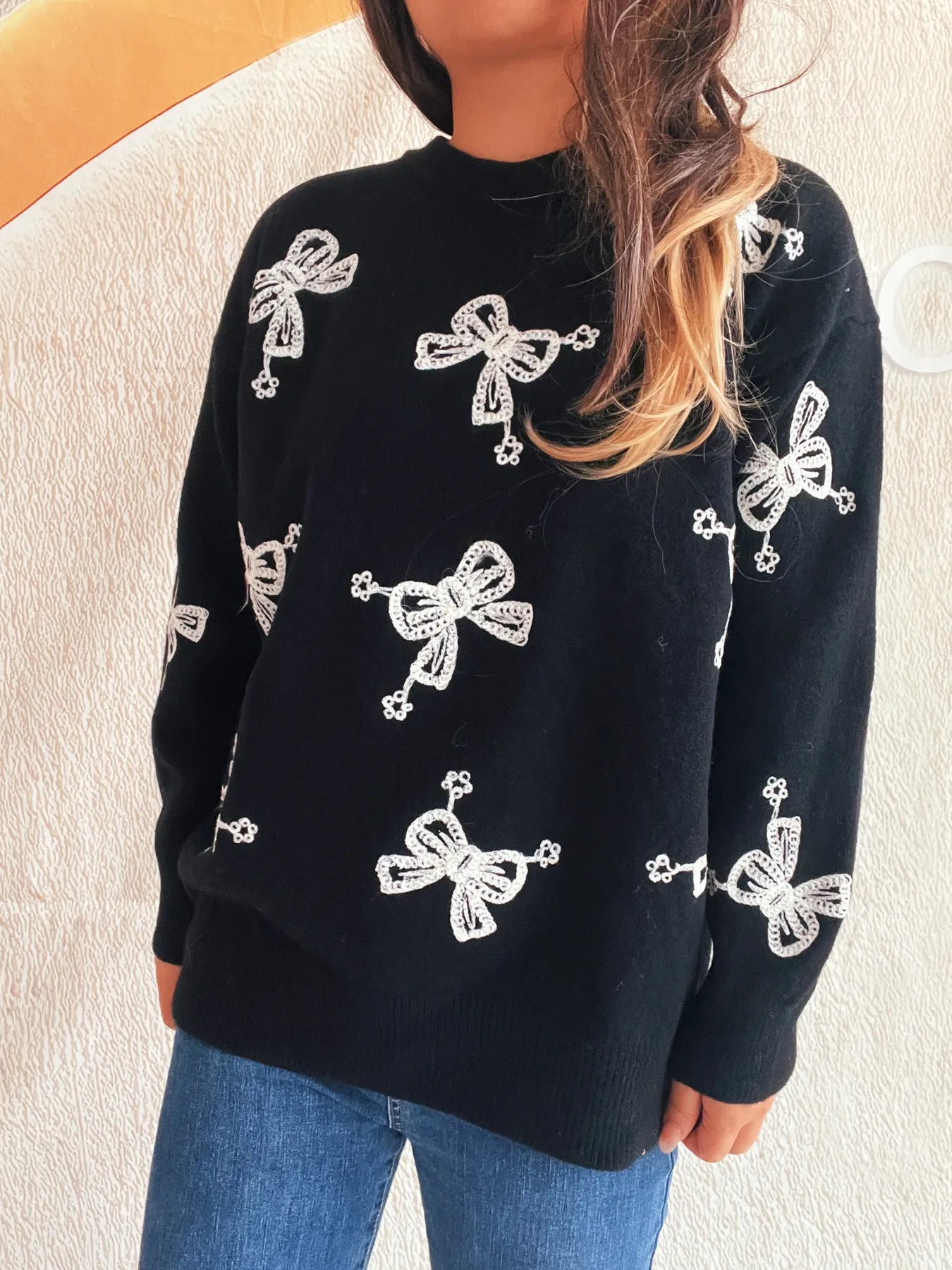 Bow Round Neck Long Sleeve Sweater - Fashorio