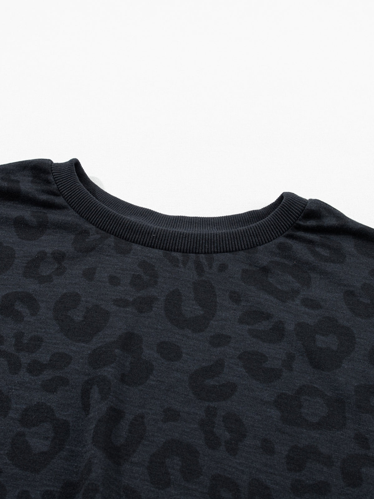 Long sleeve knit top detail close up