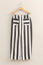 HYFVE Striped Pocket Detail Maxi Skirt BLACK CREAM - Fashorio
