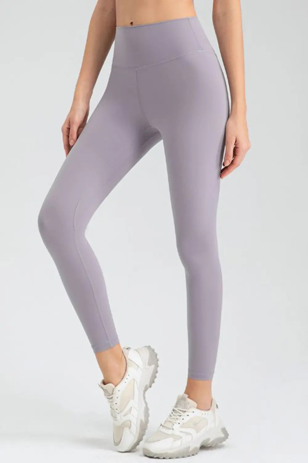 Slim fit leggings waistband detail