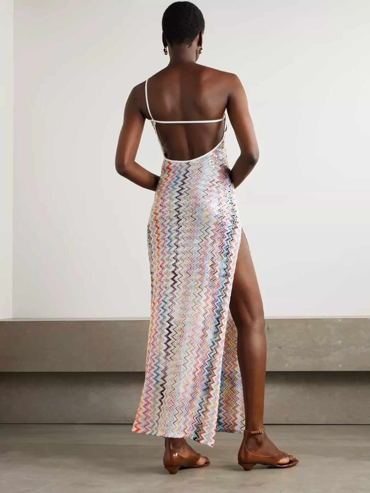Zigzag print backless slit maxi dress full length view