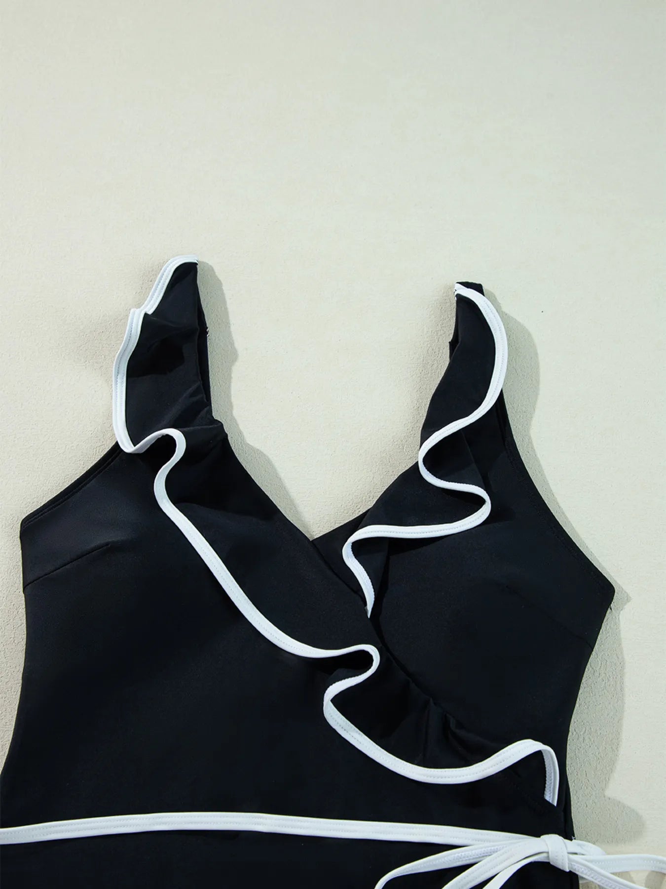 Ruffle Trim V-Neck One-Piece Swimsuit - Fashorio