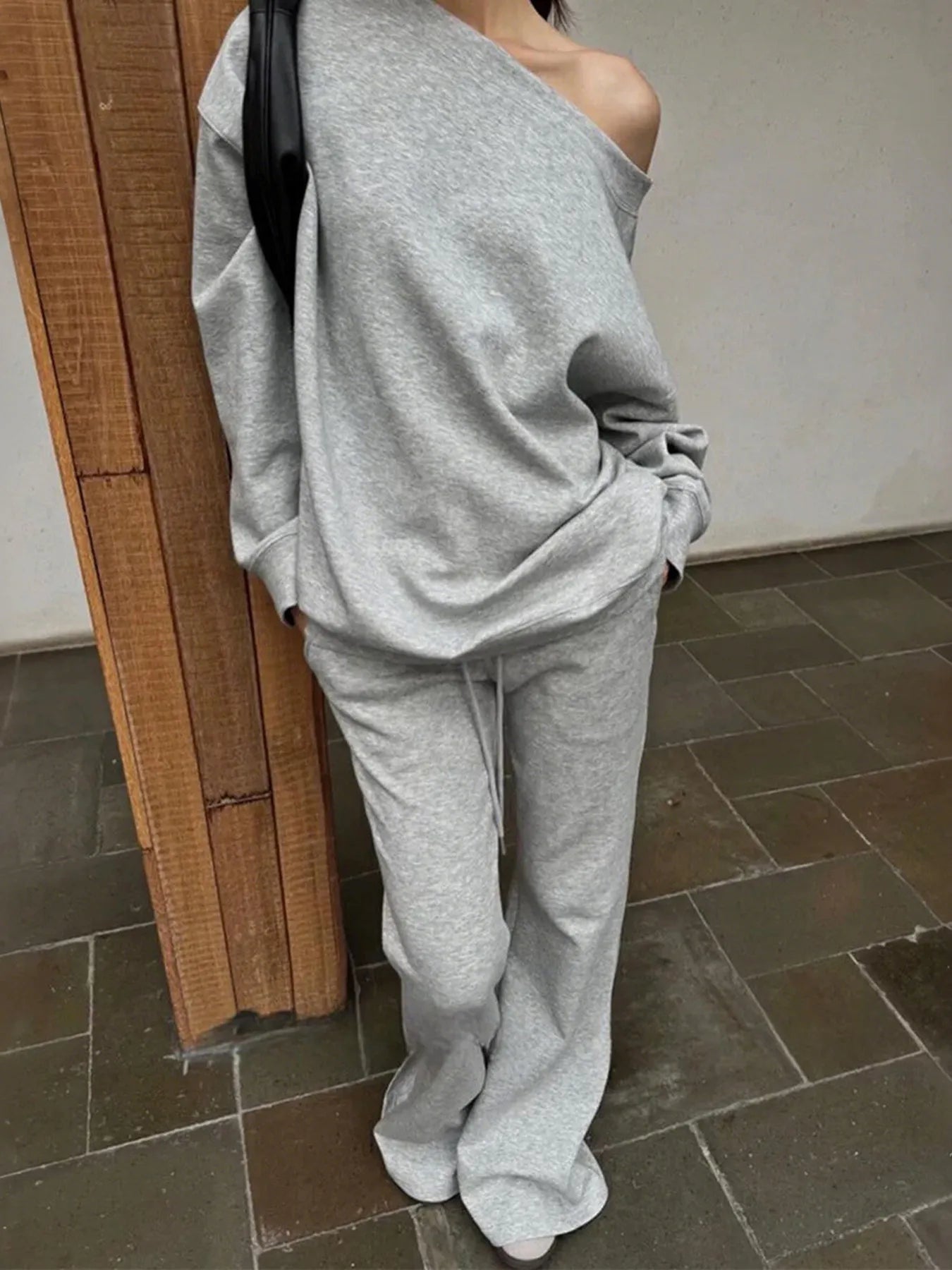 Off-Shoulder Top and Drawstring Pants Set - Fashorio