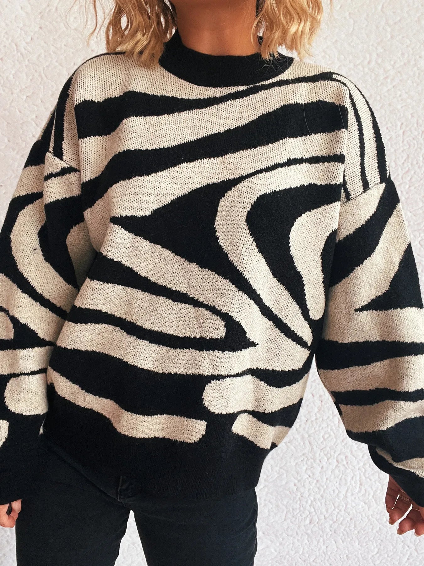 Zebra Print Round Neck Sweater - Fashorio