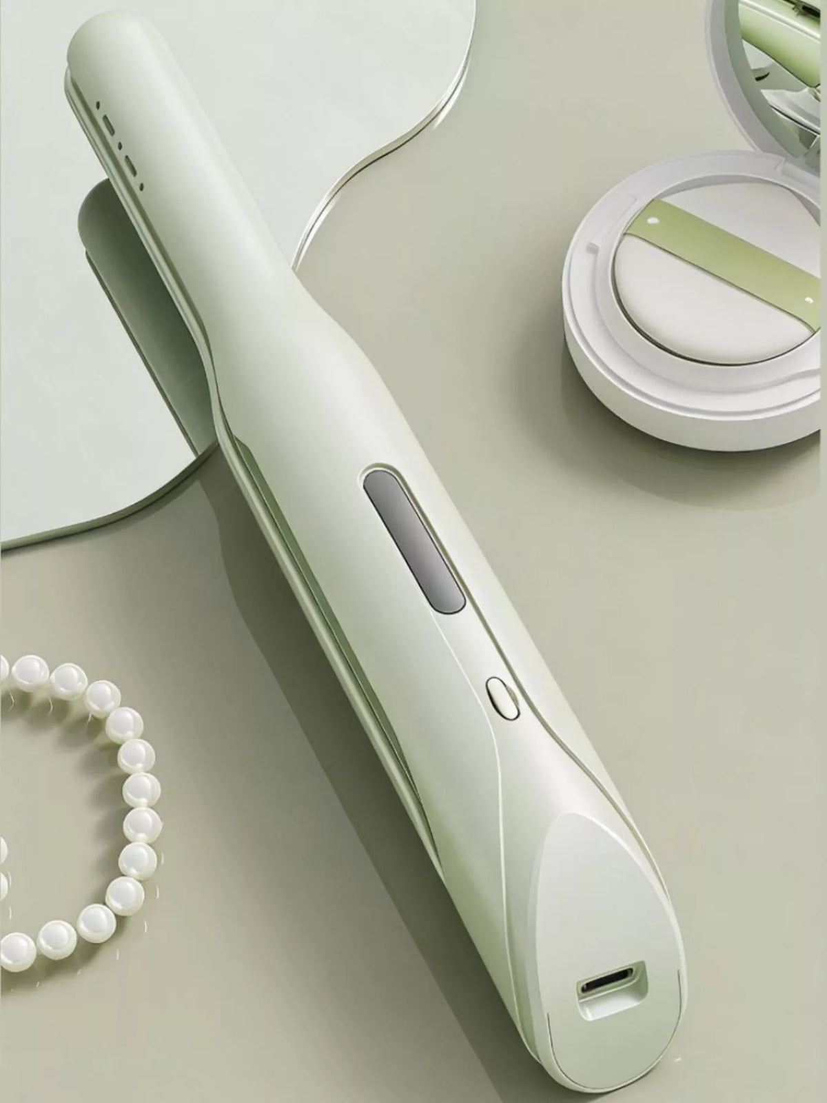 Cordless flat iron front view
