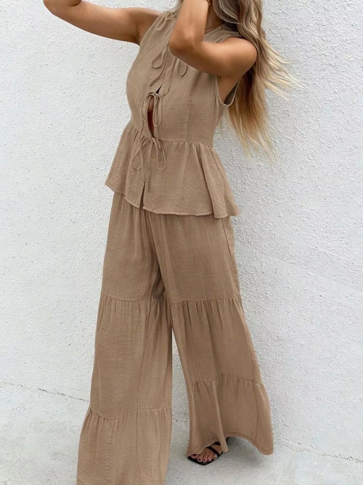 Womens tie front set side profile