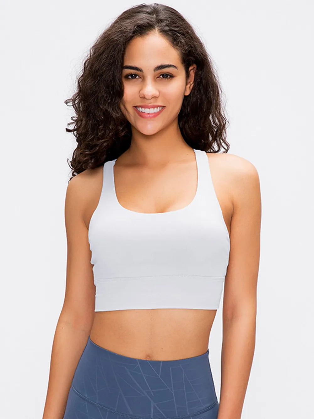 Crisscross scoop neck active tank texture detail