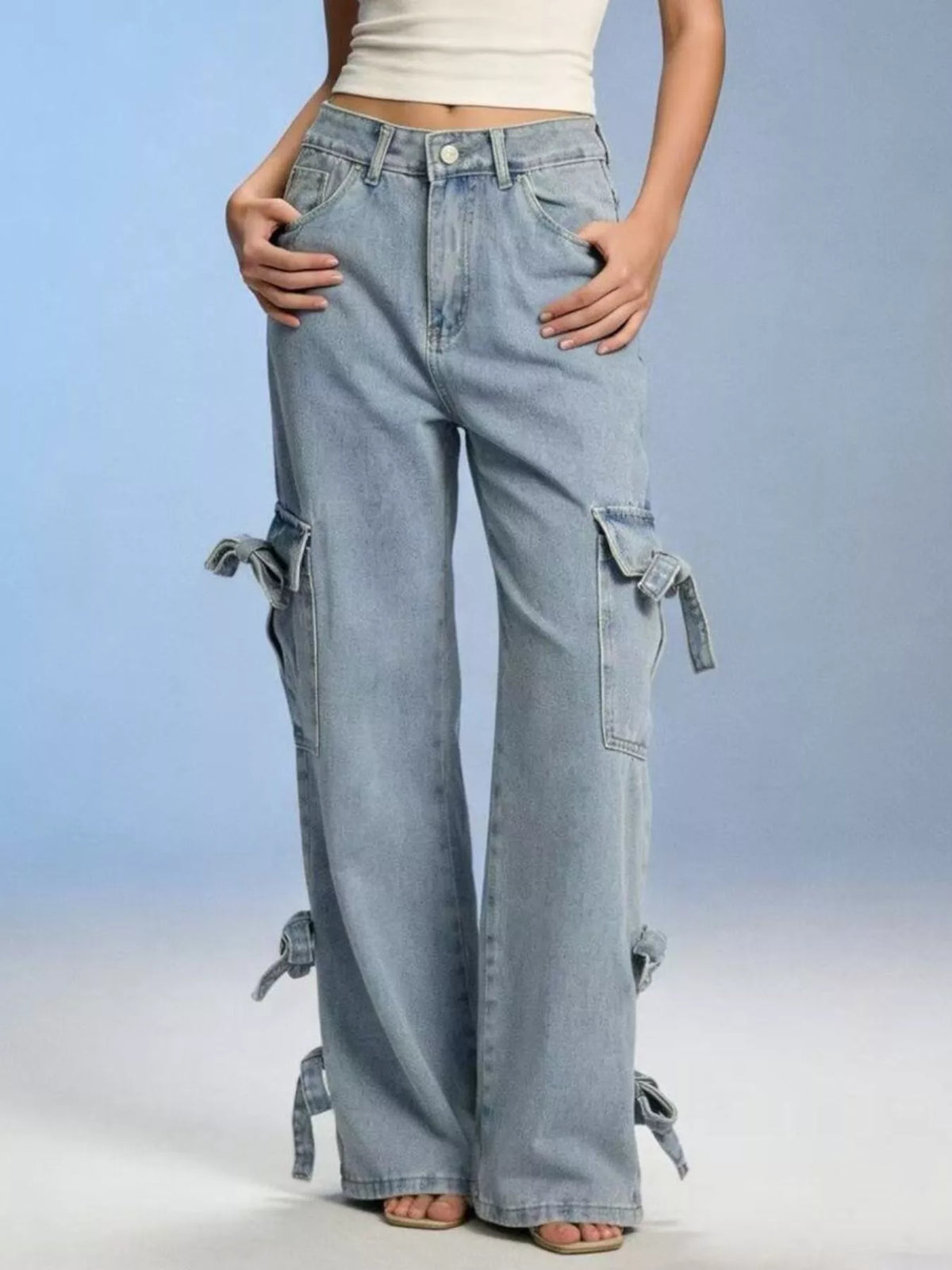 Bow wide leg jeans pocket detail