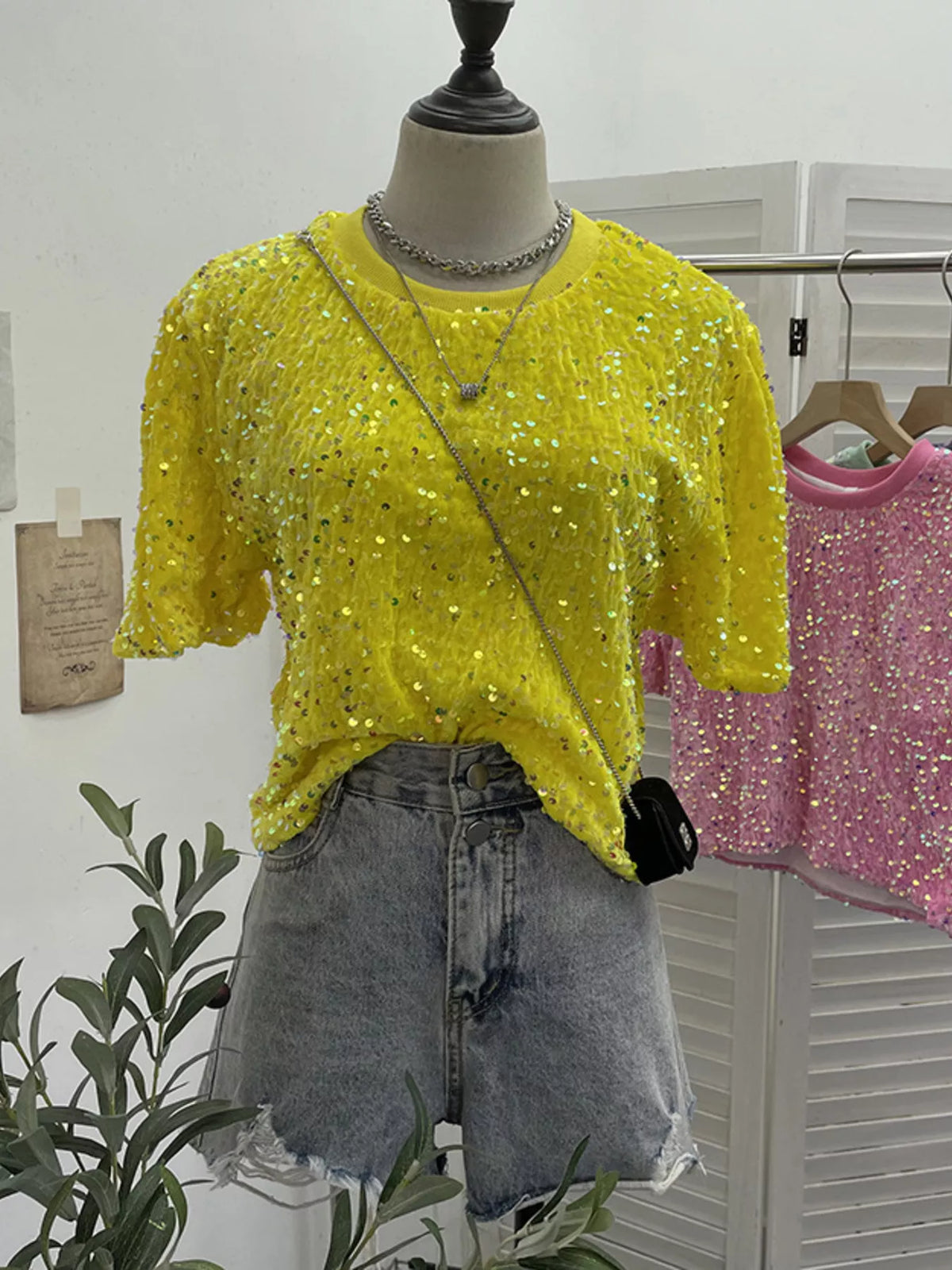 Sequin short sleeve tee fabric shimmer close up