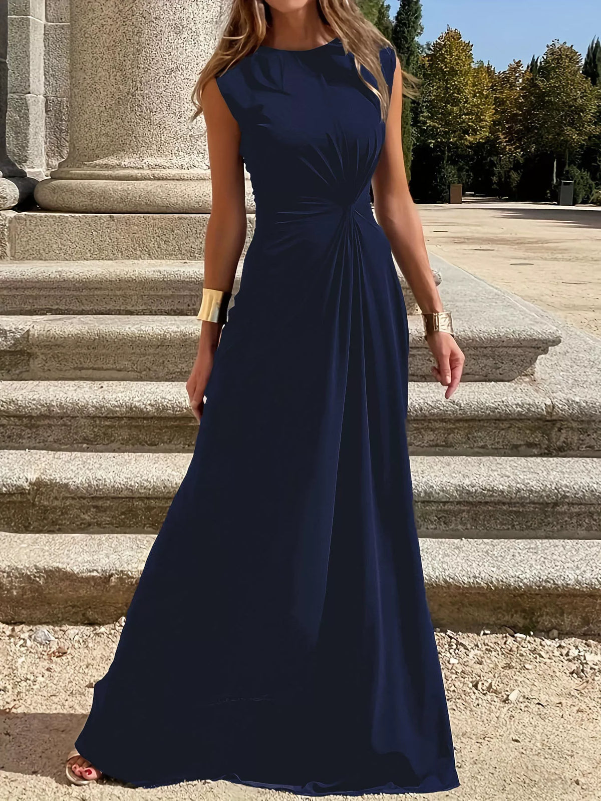 twisted round neck sleeveless maxi dress detail view 2