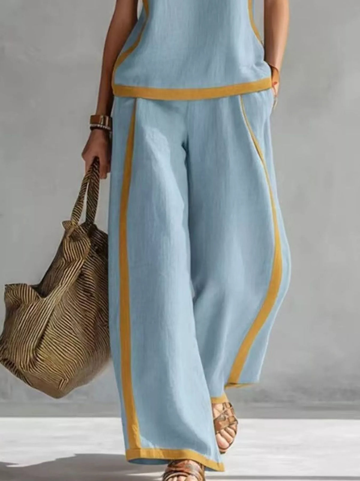 Sleeveless matching pants set styling