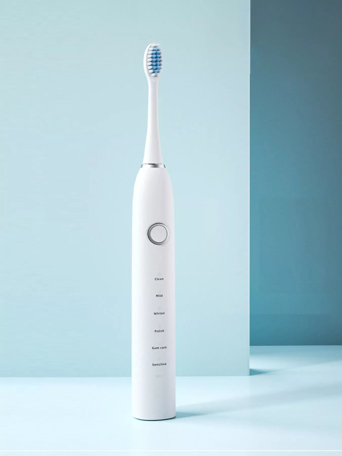 Electric toothbrush in pink