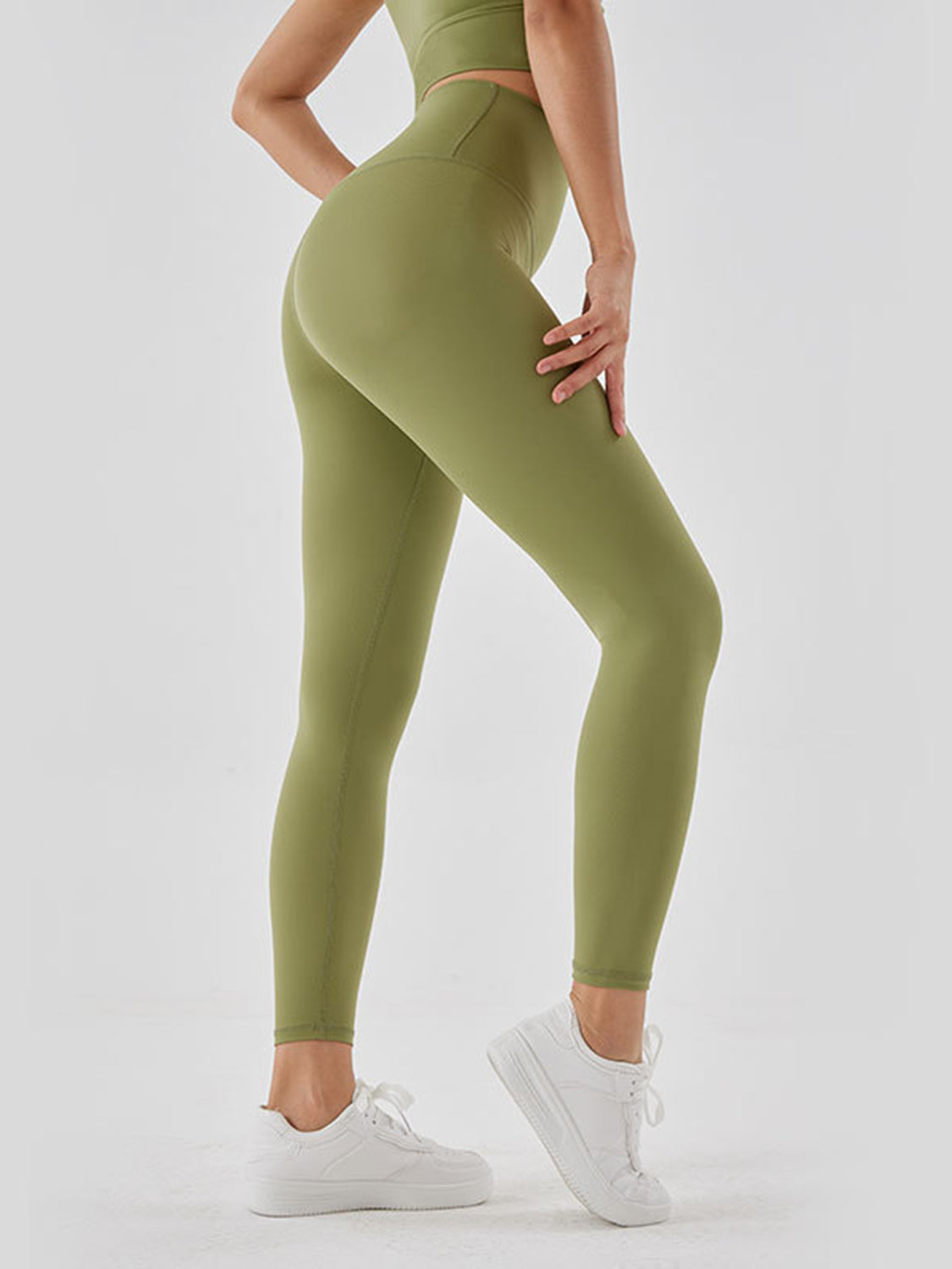 Sports leggings waistband detail