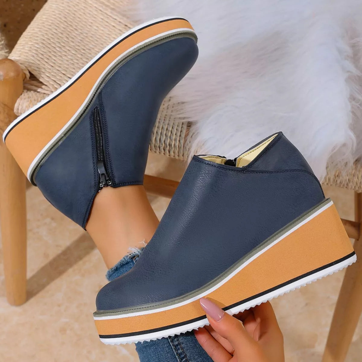 Wedge boots heel detail