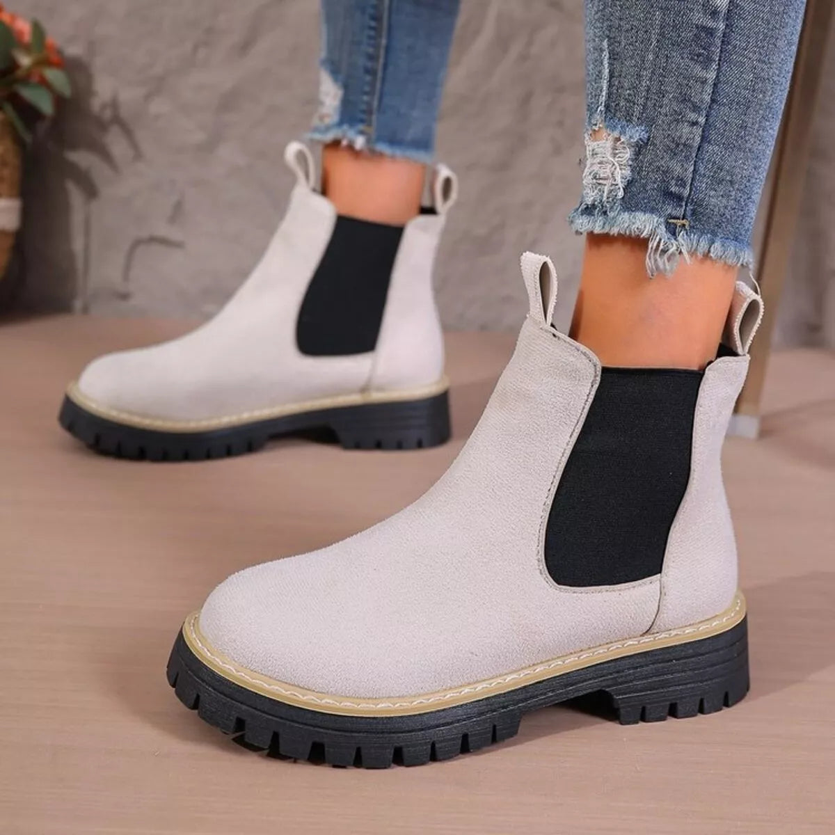 black round toe platform boots toe close up