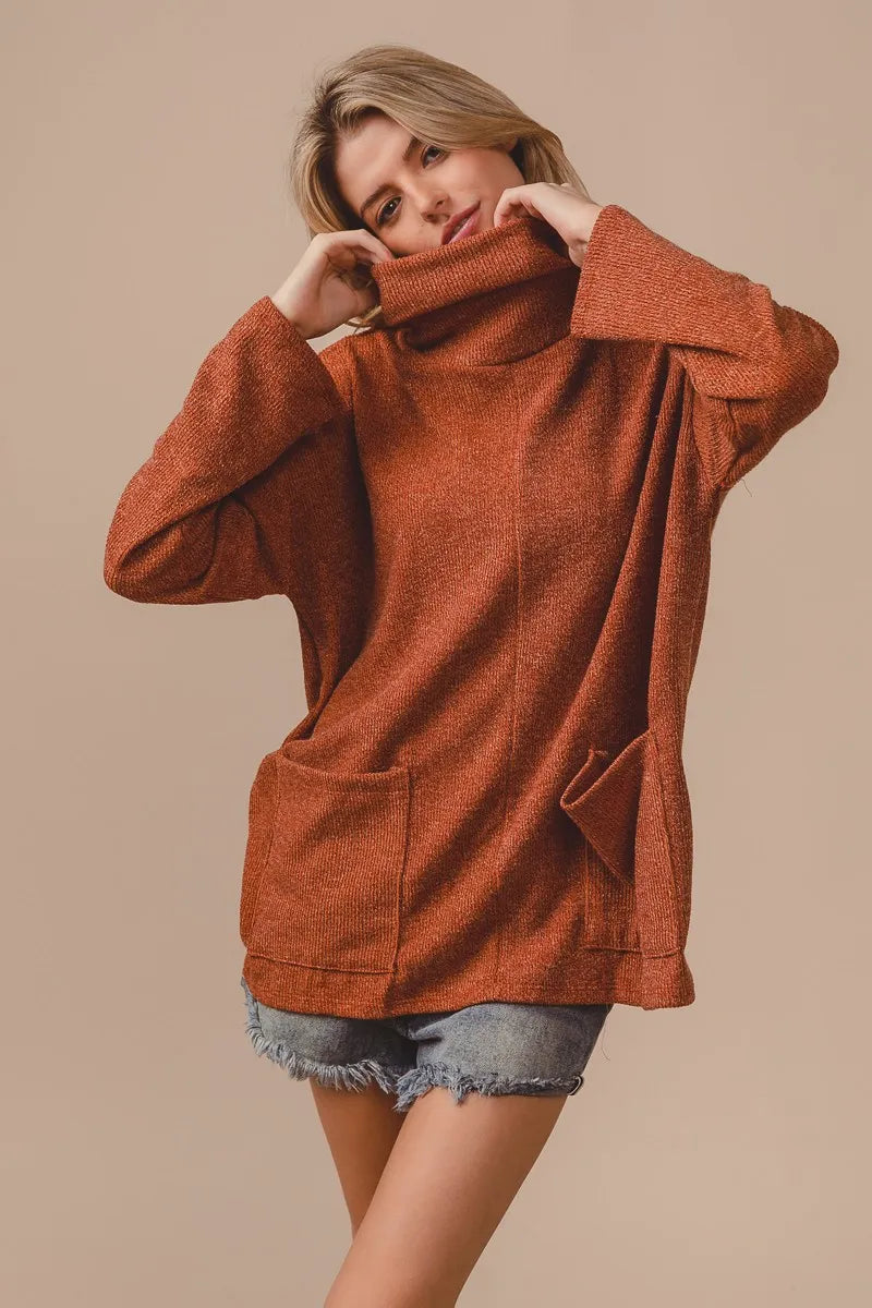 Ribbed Double Pocket Turtleneck Sweater in Rust styled look