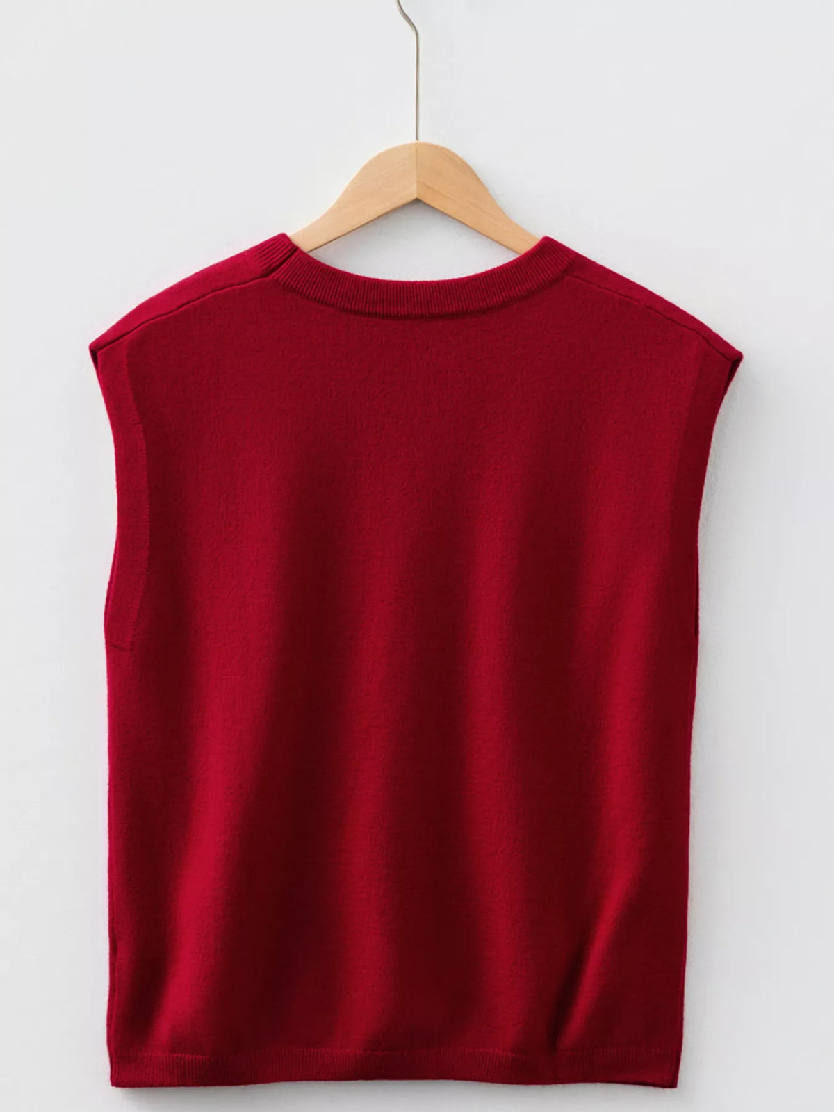 Crew Neck Cap Sleeve Knit Sweater in Burgundy detail