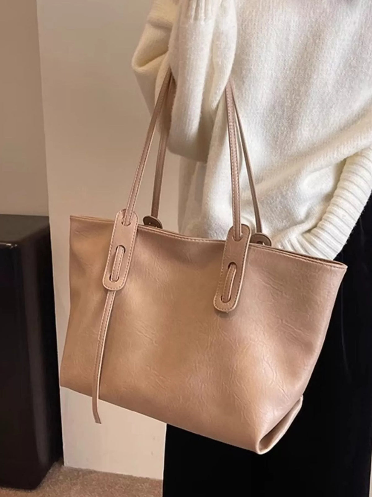 Khaki slouchy shoulder bag side view