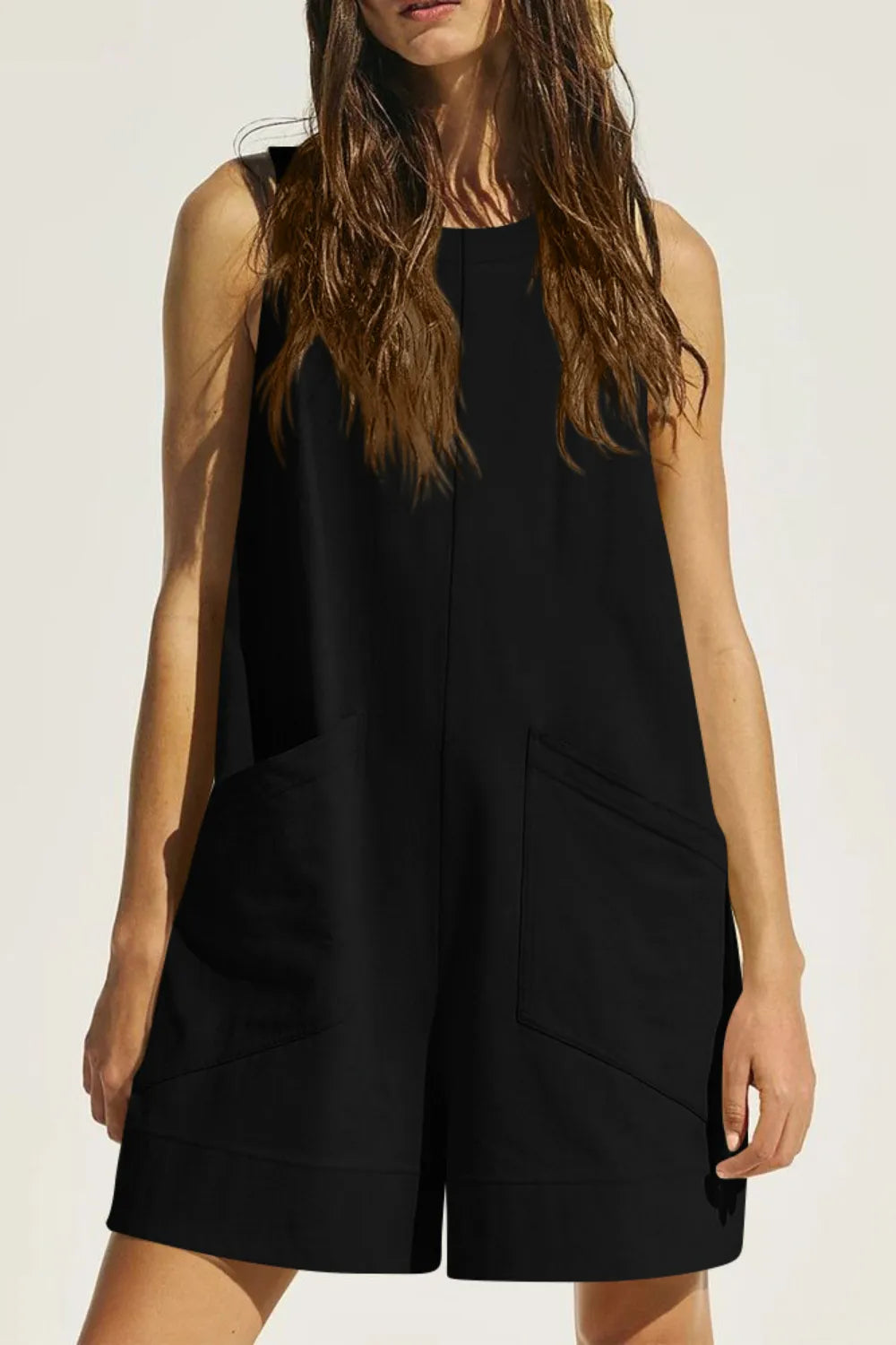 Round neck romper back detail