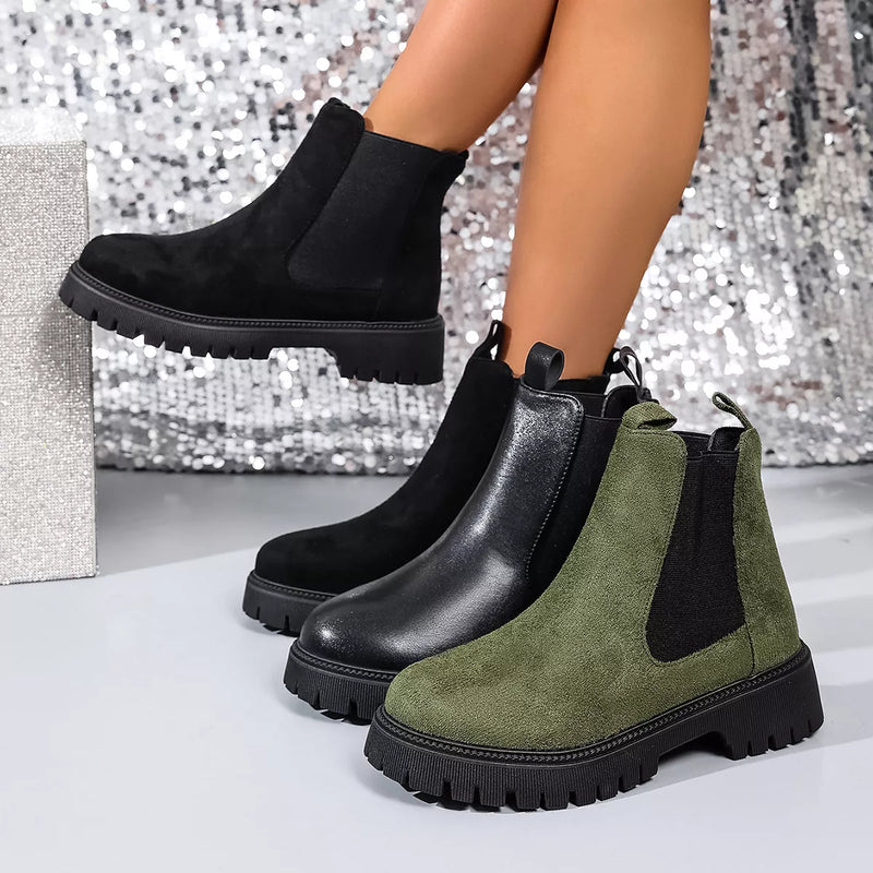 Ankle boots front view