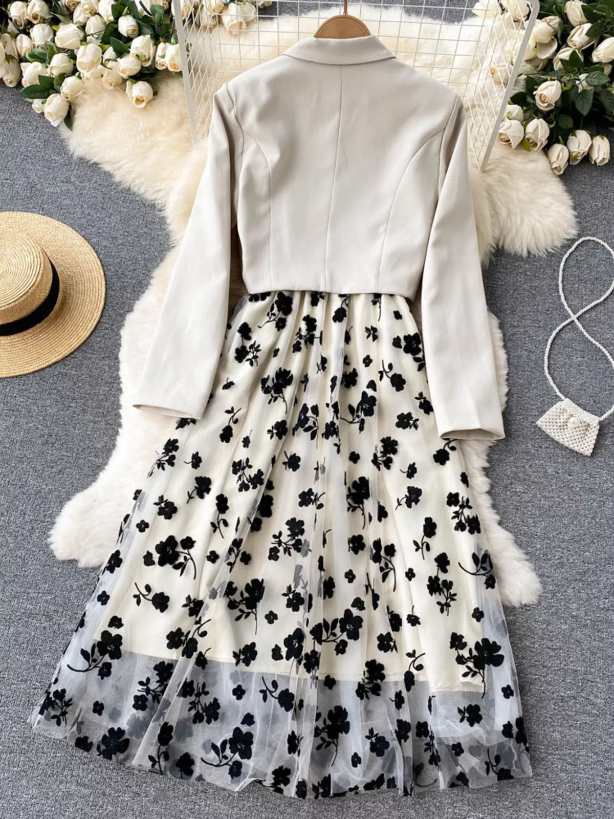 Floral mesh lace dress and blazer set side view