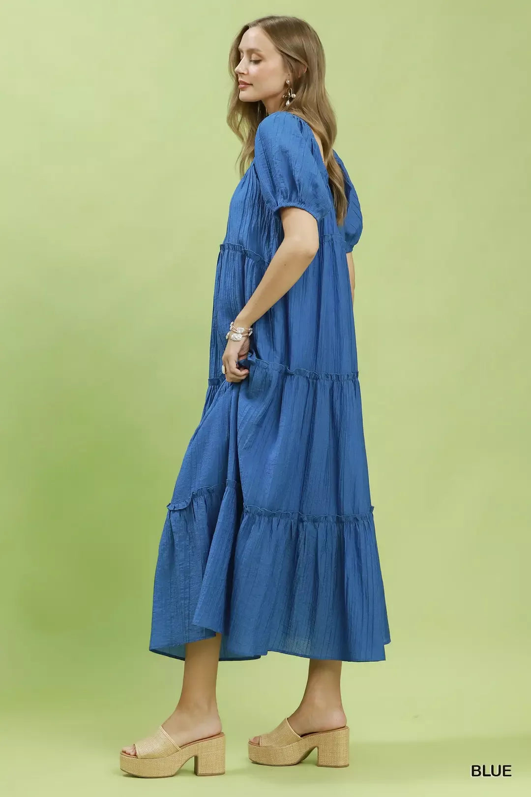 Textured Tiered Midi Dress side view