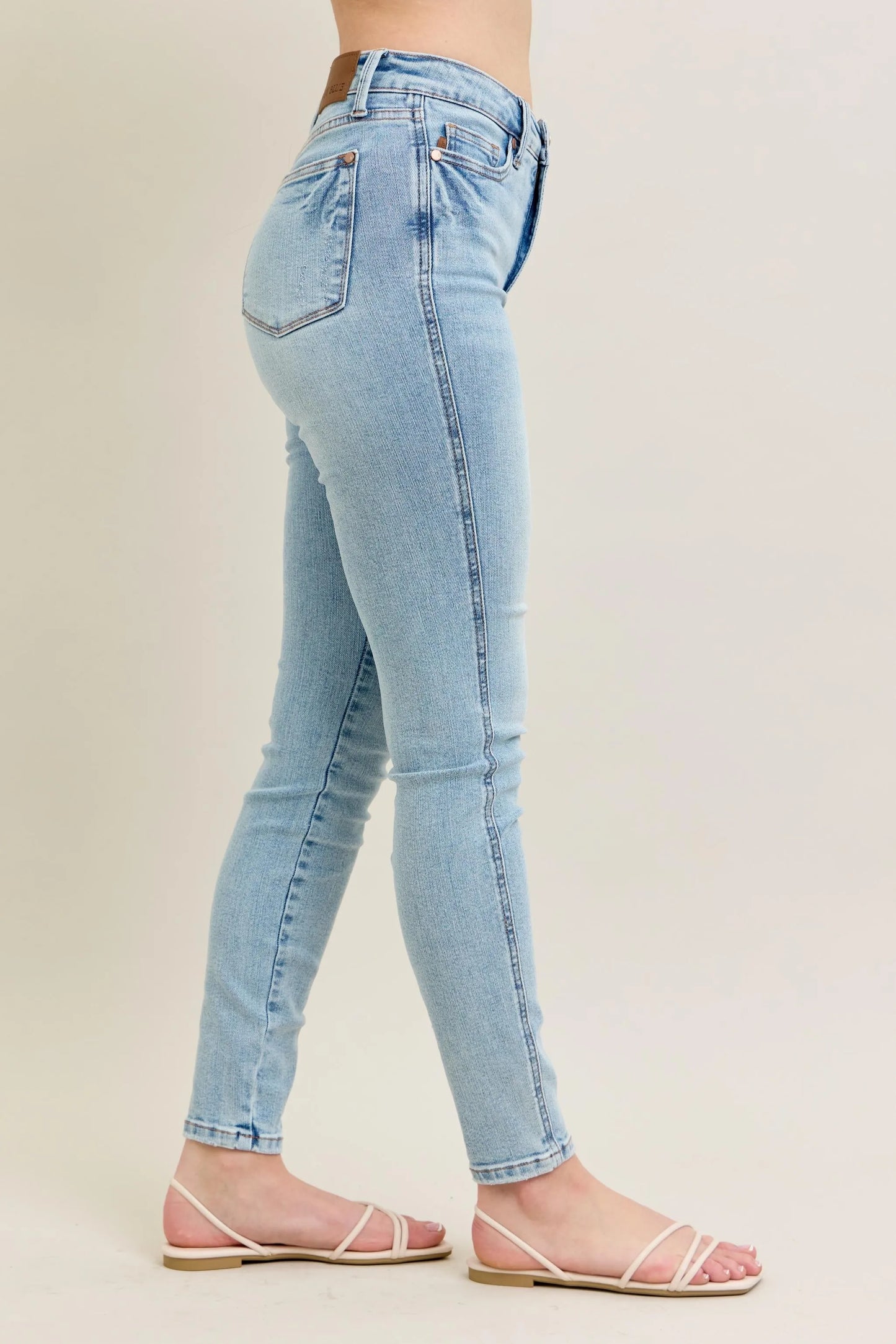 Judy Blue Full Size Mr Tummy Control Vintage Wash Skinny Jeans Plus Size - Fashorio