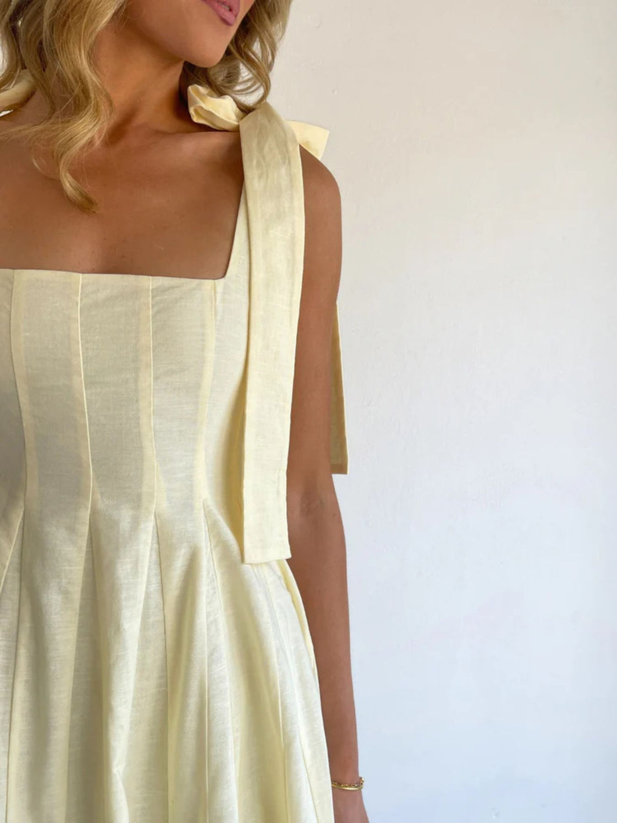Gradient tie shoulder maxi dress movement view
